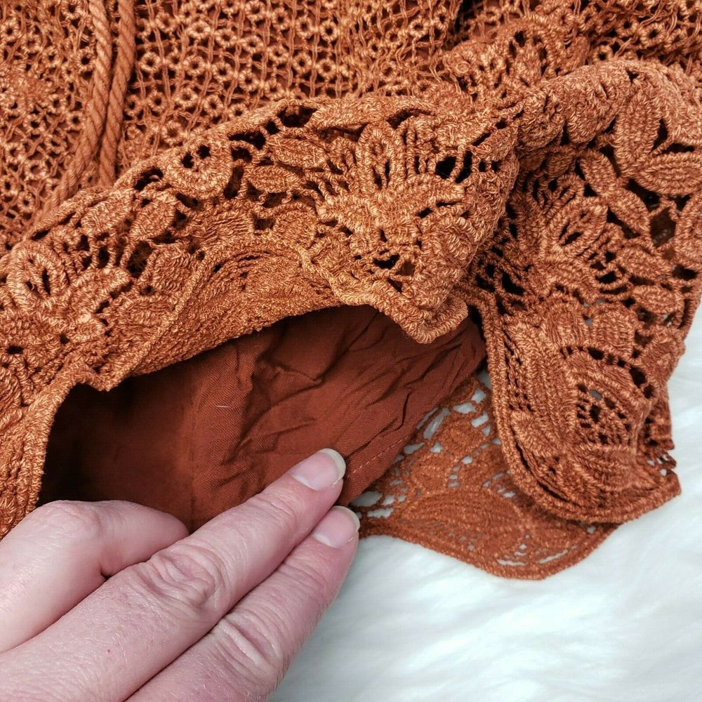 ABERCROMBIE & FITCH Rust Crochet High Rise Shorts - Picture 4 of 9